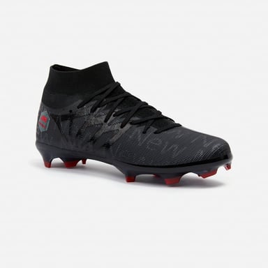 ZAPATILLAS NEW ATHLETIC FOOTBALL CHUGGU127 NEGRO CON ROJO JUVENIL - 1
