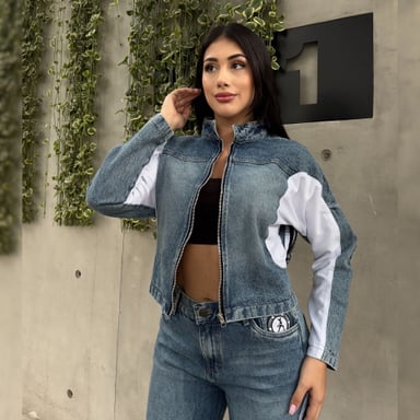 CASACA JEAN MUJER OVERSIZE CON RAYAS DEPORTIVAS - 4