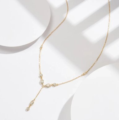 COLLAR EN ORO CON COLGANTE MODELO ENCANTO