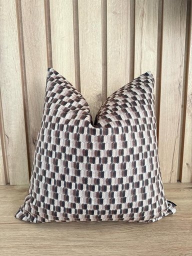 FUNDA COJÍN BOSQUE MARRÓN 45X45 CM