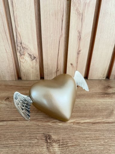 CORAZÓN CON ALAS  TAUPE SATINADO 20X12X12 CM