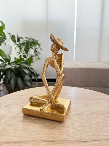 ADORNO DAMA DE ORO 12.5X11X23 CM