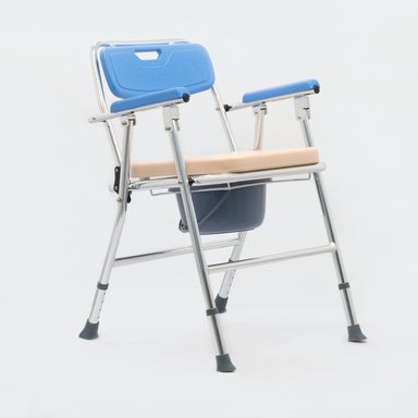 SILLA SANITARIA ACOLCHADA CON BAÑO PORTÁTIL - 2