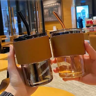 TAZA CON SORBETE Y FUNDA DE CUERO 400 ML VIDRIO