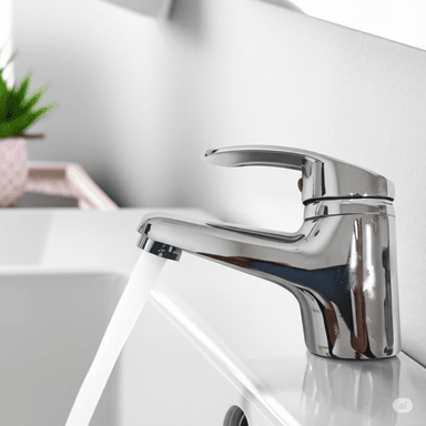 GRIFO MONOMANDO MEZCLADORA CROMADO PARA LAVAMANOS - AGUA FRÍA Y CALIENTE MARCA GIRALY