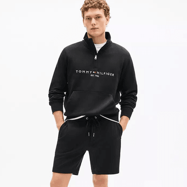 POLERA TOMMY HILFIGER REGULAR FIT PARA HOMBRE COLOR NEGRO CON CIERRE Y BOLSILLO CANGURO - 3