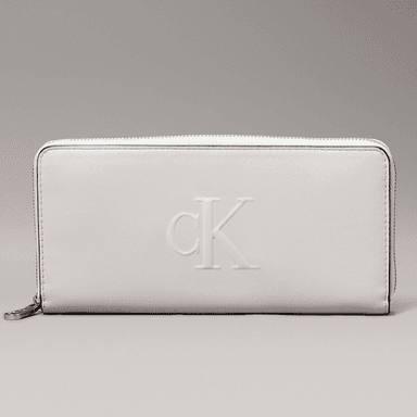 BILLETERA CALVIN KLEIN SCULPTED IMPRESSION DE MUJER COLOR BLANCO HUESO CON LOGO EN RELIEVE