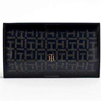 BILLETERA TOMMY HILFIGER MUJER CON LOGO METÁLICO Y DISEÑO MONOGRAMA INCLUYE CAJA DE REGALO TH