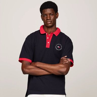 POLO TOMMY HILFIGER HOMBRE TEAM FLAG AZUL LOGOTIPO FRONTAL Y POSTERIOR - 2