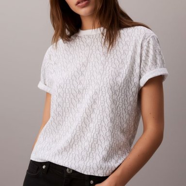 POLO CALVIN KLEIN MUJER ALLOVER MONOGRAM BOXY BLANCO