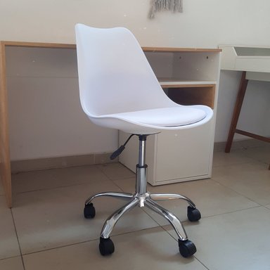 SILLA EMA TULIP BLANCA GIRATORIA - GrupoKava