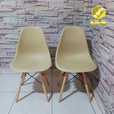 SILLA EAMES NÓRDICA BEIGE X 02 UNDS