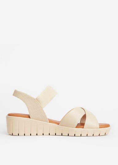 SANDALIAS MUJER USAFLEX CUERO VAINILLA PLATAFORMA USA AE0510VAI - 1