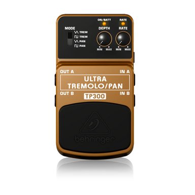 PEDAL ULTRA TREMOLO/PAN BEHRINGER TP300