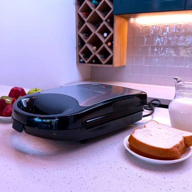 SANDWICHERA 4 PANES MODELO MEGA TOAST - 2