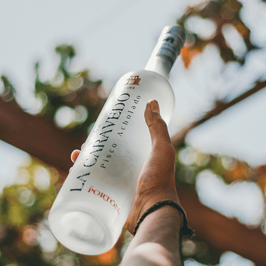 PISCO PURO LA CARAVEDO ACHOLADO 750ML - 2