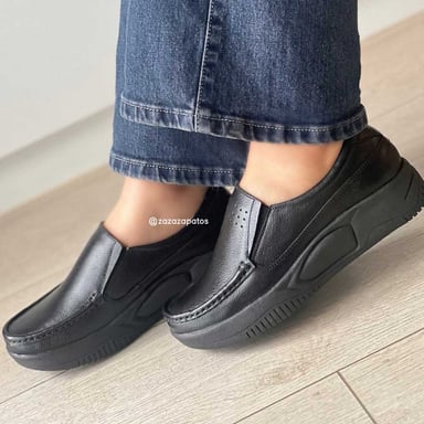 MOCASIN PARA MUJER CUERO NEGRO SAKIA - 1