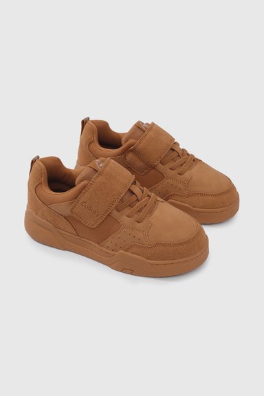 ZAPATILLA URBANA COLLOKY  NIÑO 57370272V25 CAFÉ
