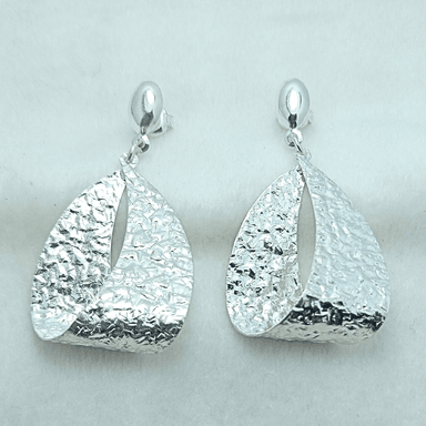 ARETE DE PLATA ONDA CON DISEÑO