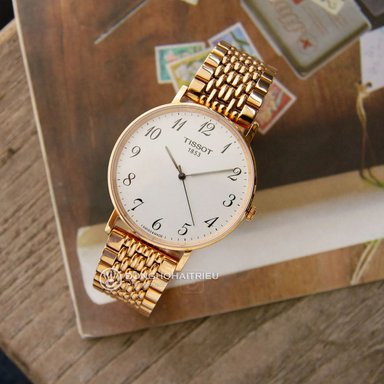 RELOJ TISSOT EVERYTIME GOLD BRACELET 42MM - 4