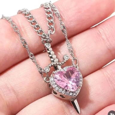 COLLAR DE PAREJA CORAZÓN Y ESPADA REGALO UNICO EXCLUSIVO - 3