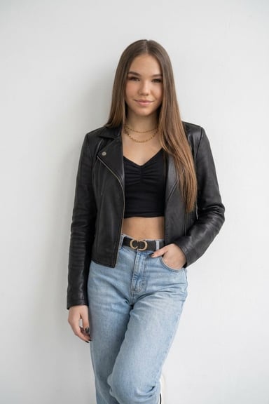 CASACA BIKER CASUAL CUERINA NEGRA DE MUJER - 1