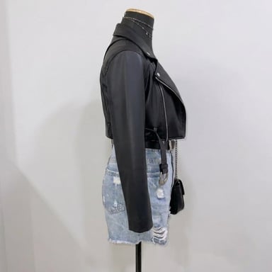 CASACA CUERINA CROP NEGRO DE MUJER - 2