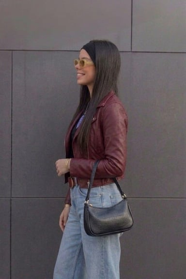 CASACA BIKER CUERINA ESTILO MODERNO DE MUJER - 2