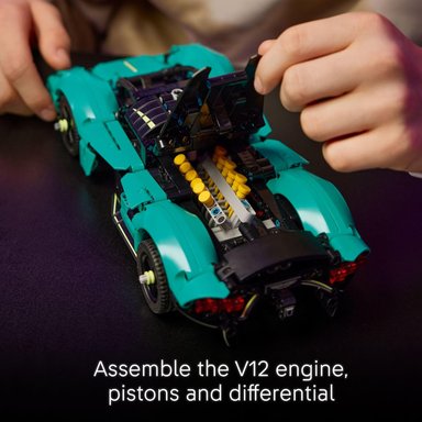 LEGO TECHNIC  42208 ASTON MARTIN VALKYRIE  (707 PIEZAS) - 4