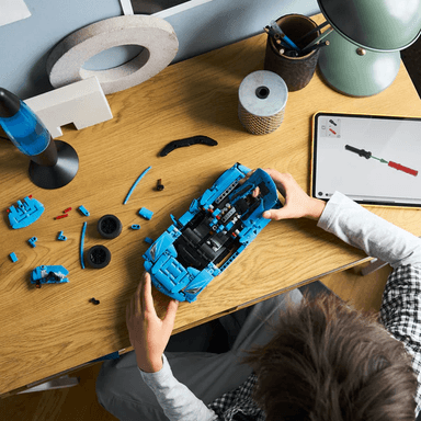 LEGO TECHNIC  42217 CHEVROLET CORVETTE STINGRAY AZUL (732 PIEZAS) - 6