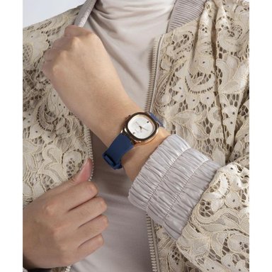 RELOJ GUESS MUJER ANÁLOGO GW0658L3 - 4