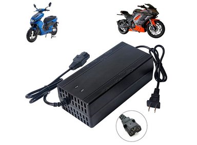 CARGADOR PARA MOTO ELÉCTRICA ADVANTECH 72V5A DE 72V CON BATERÍA DE LITIO. SALIDA 84V 5A