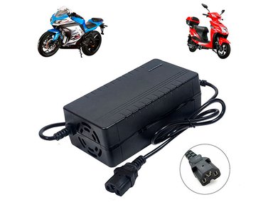 CARGADOR PARA MOTO ELÉCTRICA ADVANTECH 72V3A DE 72V CON BATERÍA DE LITIO. SALIDA 84V 3A