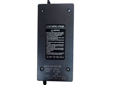 CARGADOR ADVANTECH 72V5A DE 84V 5A PARA MOTO ELÉCTRICA CON BATERÍA DE LITIO 72V - 3