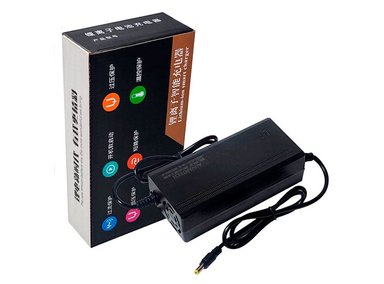 CARGADOR ADVANTECH 36V2A DE 42V 2A PARA BICICLETA ELÉCTRICA CON BATERÍA DE LITIO DE 36V