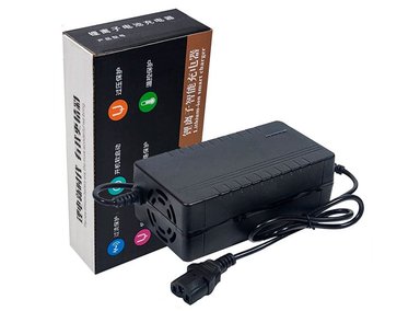 CARGADOR ADVANTECH 72V3A DE 84V 3A PARA MOTO ELÉCTRICA CON BATERÍA DE LITIO DE 72V