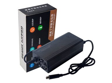 CARGADOR ADVANTECH 36V2A DE 42V 2A PARA SCOOTER ELÉCTRICO XIAOMI NINEBOT BATERIA DE LITIO 36V