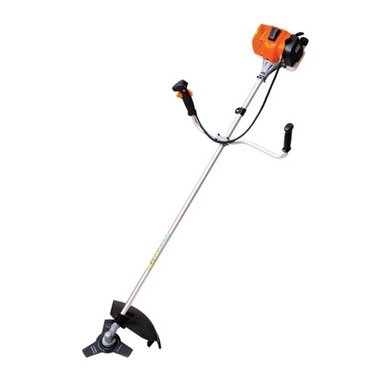 DESBROZADORA A COMBUSTIÓN 2T 1.2 HP 33 CC BLACK + DECKER - GST33-B3