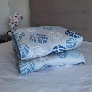 CUBREPLUMON LUJO 2 PLAZAS LINO CELESTE CLARO ESTAMPADOS HOJAS - 4