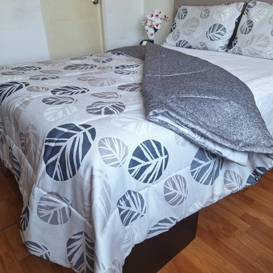 CUBREPLUMON LUJO 2 PLAZAS LINO GRIS CLARO ESTAMPADOS HOJAS