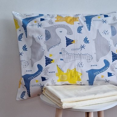 FUNDA ALMOHADA LUJO 144 HILOS 70 CM X 50 CM CELESTE DINOSAURIO SET X 2 UNIDADES