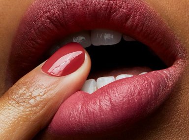 LABIAL MAC POWERKISS A LITTLE TAMED - 3