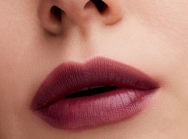 LABIAL MAC LUSTREGLASS LIPSTICK SUCCUMB TO PLUM - 3