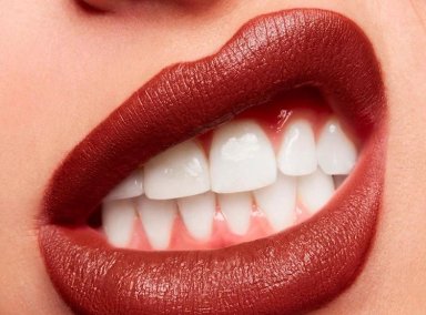 LABIAL MAC POWDER KISS VELVET BLUR SLIM STICK NUTMEG GANACHE 2 G - 4