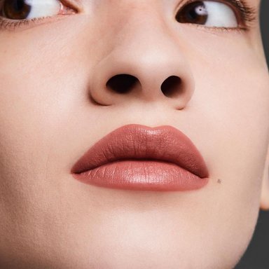 DELINEADOR DE LABIOS ESTEE LAUDER LAPIZ DOUBLE WEAR 24H STAY-IN-PLACE - 2