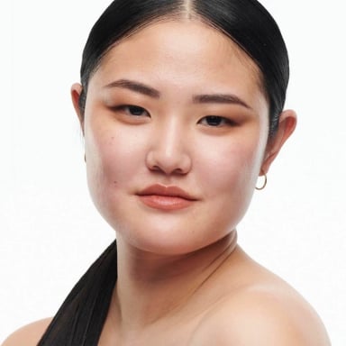 BASE MAC STUDIO RADIANCE SERUM-POWERED FOUNDATION - C4 30 ML - 2