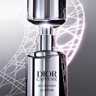 SET DIOR CAPTURE LE SERUM 30 ML + HYALUSHOT 15 ML + NECESER - 3