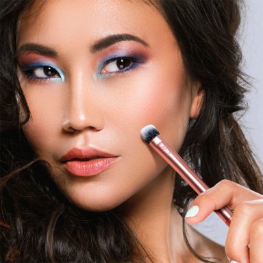 BROCHA REAL TECHNIQUES 210 EXPERT CONCEALER - 4
