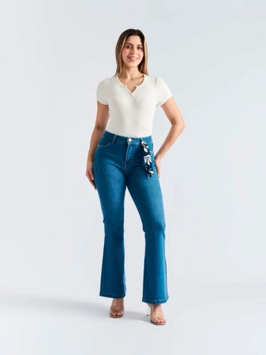 JEAN FLARE MUJER PARADA 111 AXIA 99 - 1