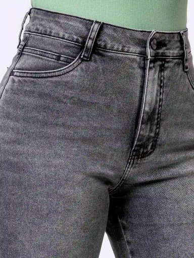 SHORT MUJER PIONER KLINO - 4